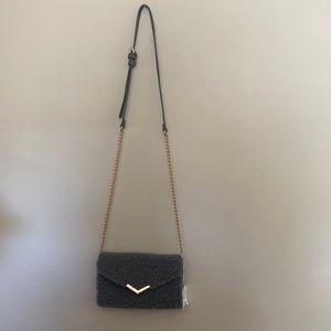 ☀️ 3/$15 sale NWT grey crossbody purse